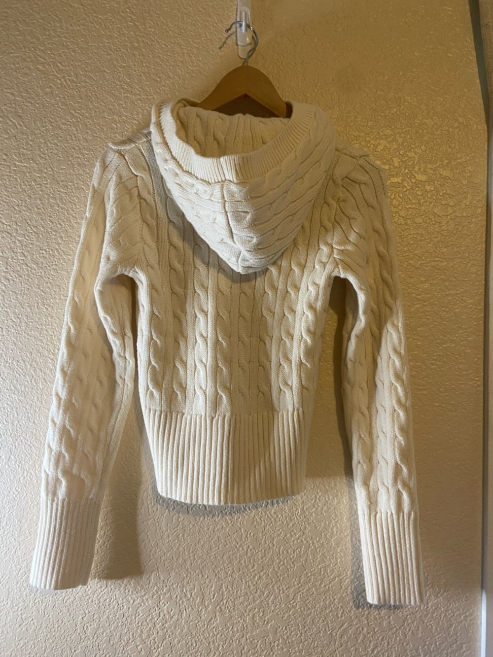 Brandy Melville Cream Cable Knit Cardigan - Picture 3 of 3